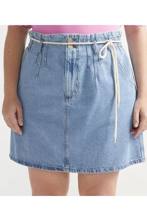 Ashua Curve e Plus Size Saia Evasê em Jeans com Cordão para Amarração Curve & Plus Size