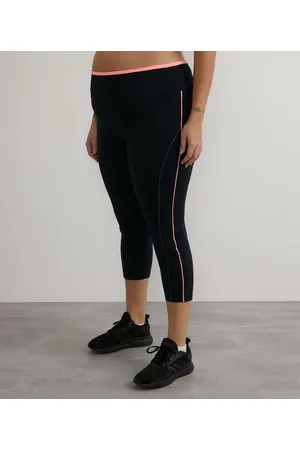Calça Legging Nike Sportswear Essential Plus Size - Renner