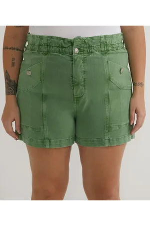 Ashua Curve e Plus Size Short Clochard em Sarja com Bolsos Diferenciados Curve & Plus Size