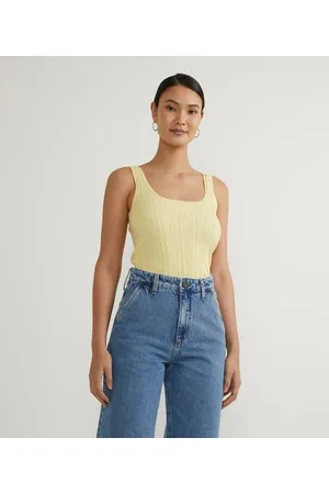 Cortelle Blusa Regata em Tricô Canelada com Decote U