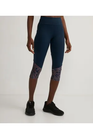 Get Over Calça Corsário Esportiva em Poliamida com Recorte Estampado
