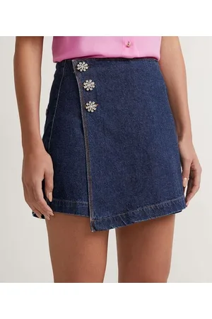 A-Collection Short Saia Jeans Transpassado com Botões de Flor