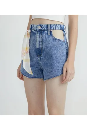Blue Steel Short Cintura Alta Jeans com Lenço e Detalhe Vazado no Bolso