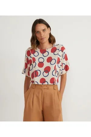 Cortelle Blusa em Viscolycra com Manga Curta e Estampa Poá Alongado