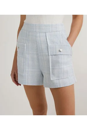 A-Collection Bermuda em Tweed com Bolso Lapela e Botões de Coração