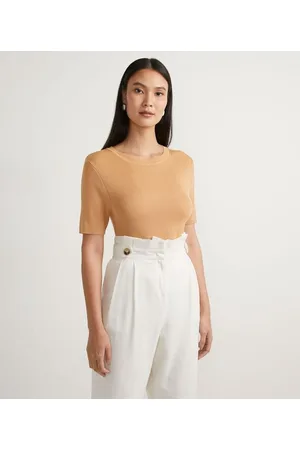 Cortelle Blusa em Tricô com Gola Redonda e Manga Curta