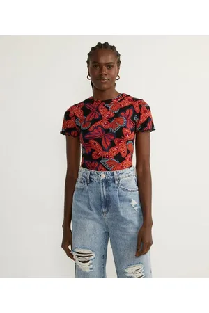 Blue Steel Blusa em Viscose Canelada com Manga Curta e Estampa de Borboletas