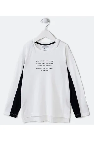 Fuzarka Camiseta Infantil com Recortes e Estampa Frontal - Tam 5 a 14 anos