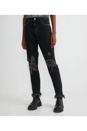Blue Steel Calça Mom Jeans com Puídos e Corações Bordados