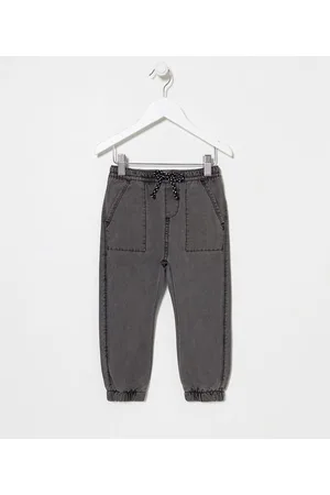 Póim (1 a 5 anos) Calça Jogger Infantil em Jeans Estonado com Bolsos Quadrados - Tam 1 a 5 anos