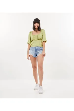 Blue Steel Short Mom Jeans com Puídos e Botão de Coração