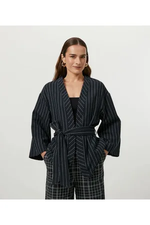 Cortelle Kimono Listrado com Cinto Faixa