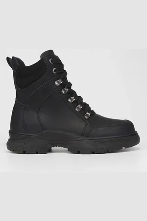 MOONCITY Bota Coturno Rebite Feminina