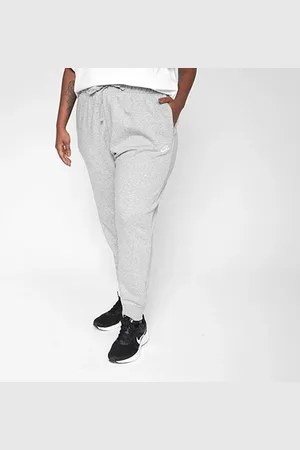 Nike Calça Moletom Sportswear Club Fleece Plus Size Feminina