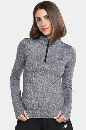 New Balance Blusa Sport Essentials Feminina