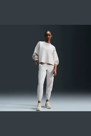 Nike Calça Dri-FIT Jogger Soft 24.7 Feminina