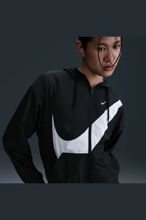 Nike Jaqueta Classic Woven Feminina