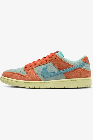 Nike SB Dunk Low Pro