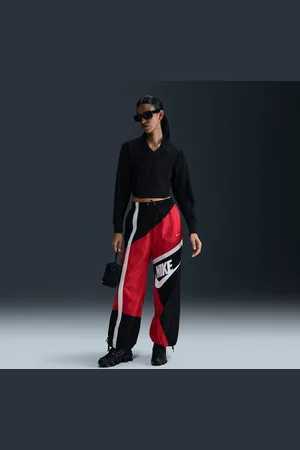 Nike Calça Woven Feminina