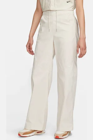 Nike Calça Essential Woven Feminina