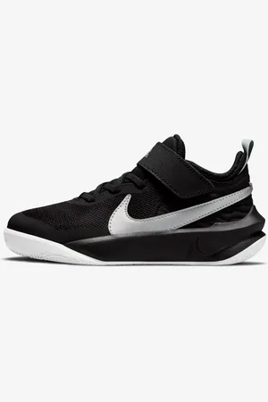 Nike Tênis Team Hustle D 10 Infantil