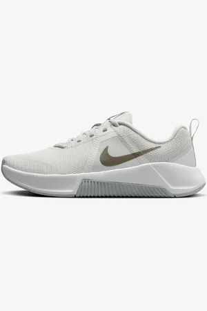 Nike Tênis MC Trainer 3 Feminino