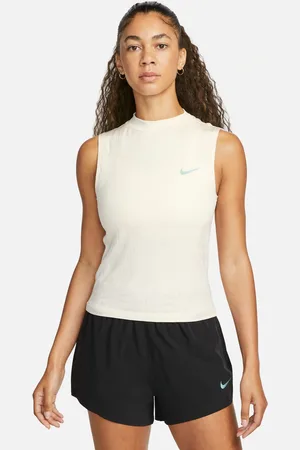 Nike Regata Running Division Feminina