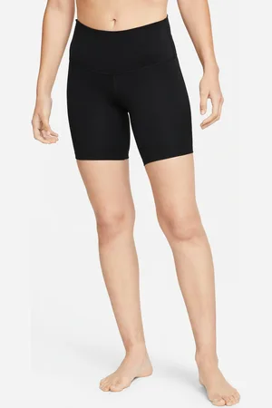 Nike Shorts Yoga Dri-FIT Feminino