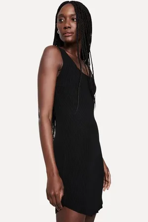 Reversa Vestido Tricot Barra Fraldada