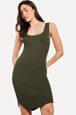 Reversa Vestido Tricot Barra Fraldada