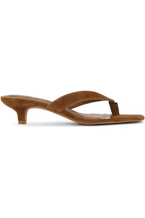 Steve Madden Tracie Sandal in . Size 6.5, 7, 7.5, 8, 8.5, 9, 9.5.