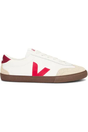 Veja SNEAKERS VOLLEY in . Size 41, 42, 43, 44, 45.