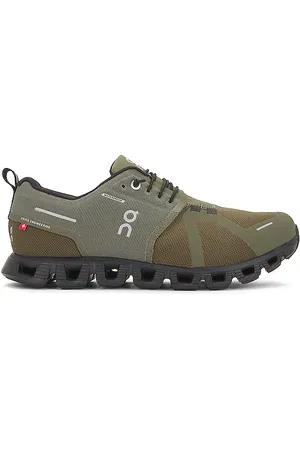 On Running SNEAKERS CLOUD 5 in . Size 7.5, 8.