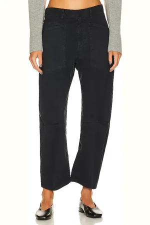 NILI LOTAN HOSE SHON in . Size 12, 2, 4, 6.