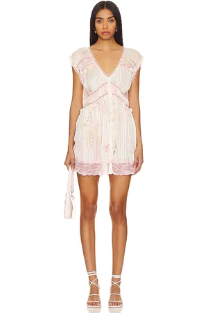 Free People MINIKLEID SPRING FLING in . Size S.
