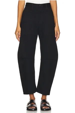 NILI LOTAN JEANS SHON in . Size 26, 27, 28, 29.