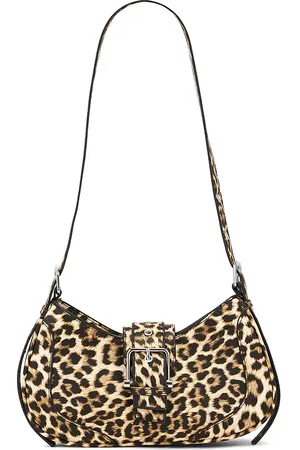petit moments Modern Buckle Bag in .