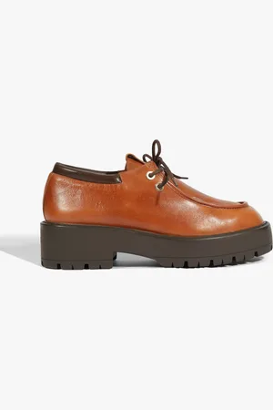 Schutz Oxford Tratorado