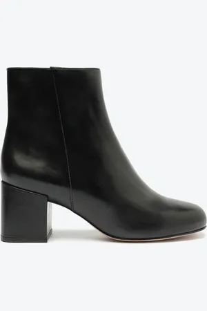 Schutz Bota Cano Médio Couro preta
