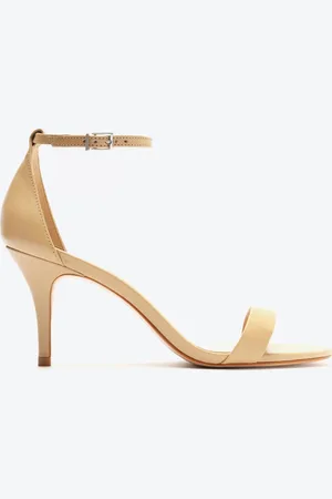 Schutz Sandália Gisele Salto Médio Claro