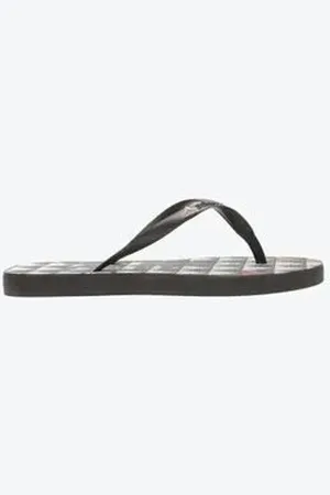 Schutz Chinelo Feminino Triangle Preto 33