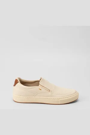 MAC & JAC Slip On Masculino Detalhes Perfuros