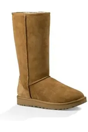 UGG Bota Classic Tall II